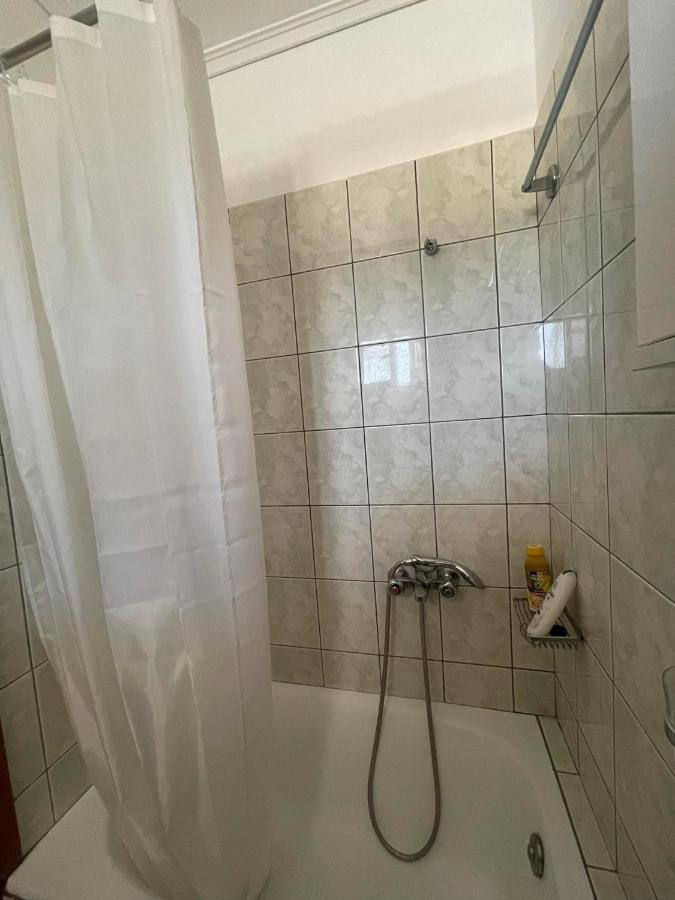 Flo'S Apartments Missolonghi Екстер'єр фото